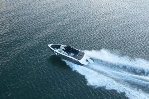 More photos of 2025 FOUR WINNS HORIZON H2 ELECTRIC OUTBOARD at McLaughlin's RV and Marine, ND