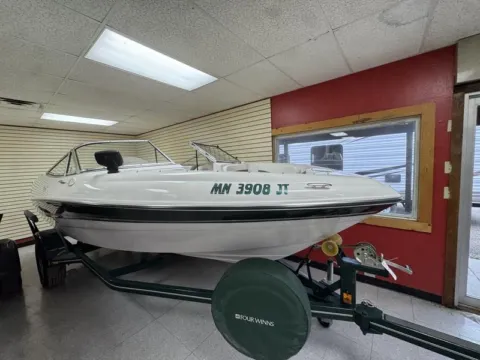 Another view of 2004 FOUR WINNS FREEDOM 180 for sale in Fargo, ND at McLaughlin's RV and Marine