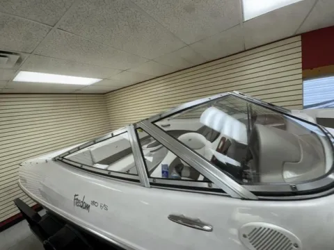 More photos of 2004 FOUR WINNS FREEDOM 180 at McLaughlin's RV and Marine, ND