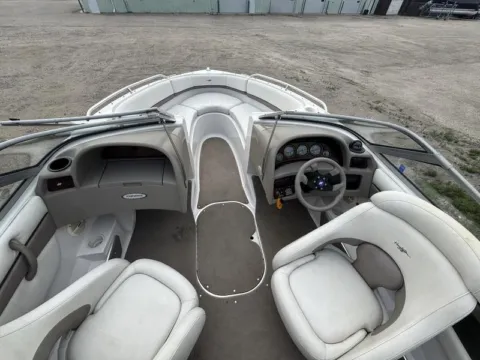 Photos of 2002 FOUR WINNS HORIZON 190 5.0L for sale in Fargo, ND at McLaughlin's RV and Marine