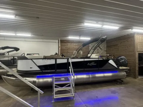 Photos of 2025 SUNCHASER ECLIPSE 23 SBX DH BAR TRIPLE 200HP BUNK TRAILER for sale in Fargo, ND at McLaughlin's RV and Marine