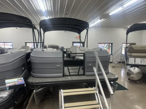 More photos of 2025 SUNCHASER LUCERNE 20 LR DH 90HP BUNK TRAILER at McLaughlin's RV and Marine, ND