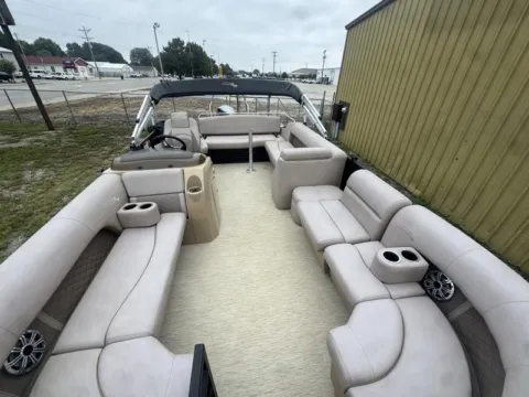 Photos of 2017 BENNINGTON 22SSBXP 115HP BUNK TRAILER for sale in Fargo, ND at McLaughlin's RV and Marine