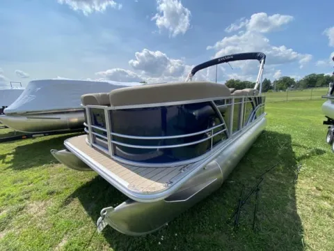 More photos of 2026 SYLVAN MIRAGE 822 PARTY FISH 115HP BUNK TRAILER at McLaughlin's RV and Marine, ND