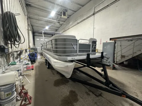 More photos of 2023 GODFREY SWEETWATER 2286 SBX 115HP VMAX BUNK TRAILER at McLaughlin's RV and Marine - Fargo, ND