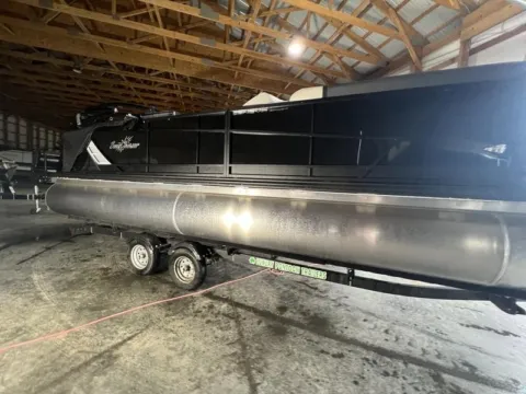 More photos of 2026 SUNCHASER GENEVA SPORT SPORT 23 SB DH TRIPLE 200HP BUNK TRAILER at McLaughlin's RV and Marine, ND