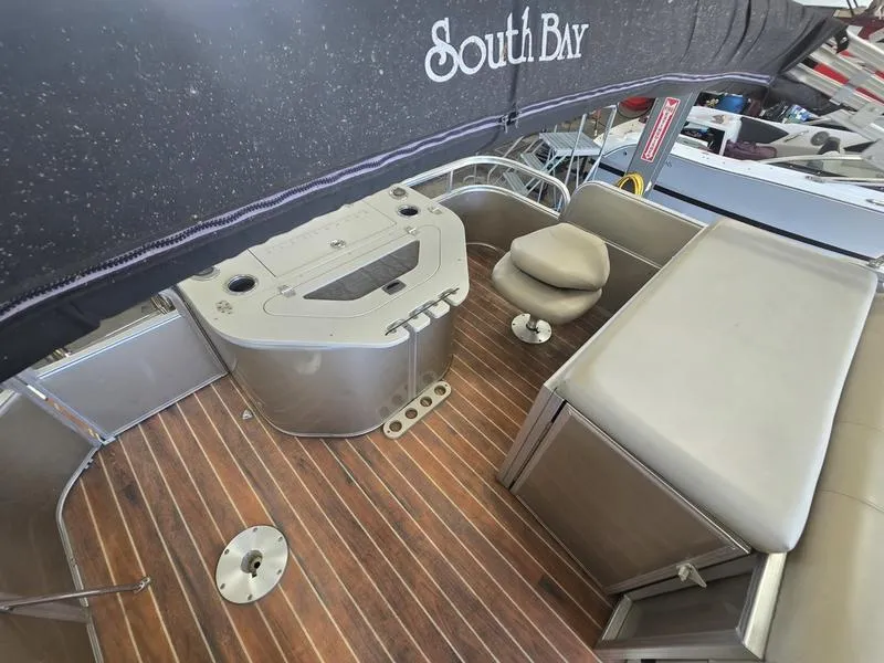 Unknown 2013 SOUTH BAY 522 FCR 150HP TRIPLE TOON BUNK TRAILER 522 FCR 150HP TRIPLE TOON MERC TRAILER for sale in Fargo, ND