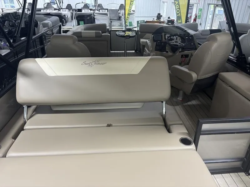 Unknown 2025 SUNCHASER GENEVA 22 SB DH 150HP LEGS BUNK TRAILER DEMO for sale in Fargo, ND