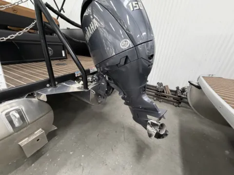 More photos of 2025 PREMIER SUNSATION 230 RL 150HP BUNK TRAILER DEMO at McLaughlin's RV and Marine - Fargo, ND