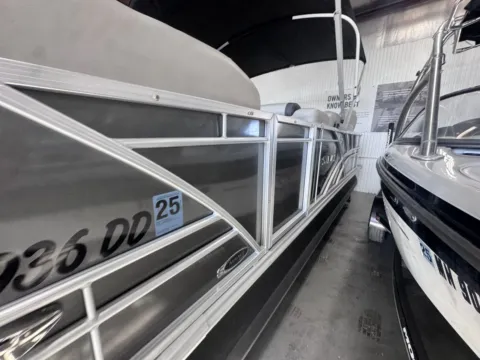 More photos of 2022 SYLVAN MIRAGE 8522 PARTY FISH 115HP VMAX BUNK TRAILER at McLaughlin's RV and Marine - Fargo, ND