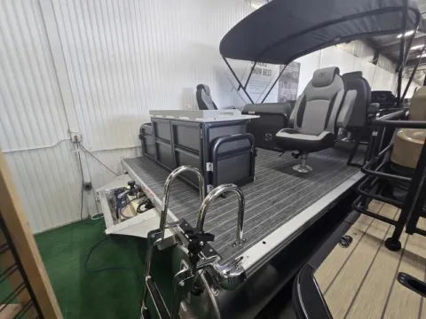More photos of 2025 PREMIER SUNSATION 230 ANGLER 150HP BUNK TRAILER at McLaughlin's RV and Marine, ND