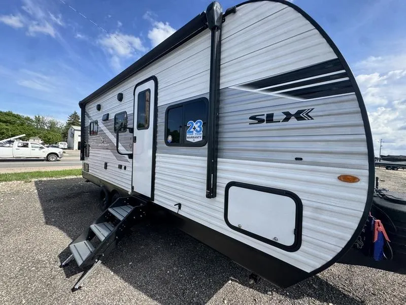 Unknown 2025 JAYCO JAY FLIGHT SLX 200MKS for sale in Fargo, ND