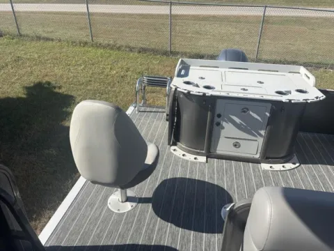 Photos of 2025 PREMIER SUNSATION 230 ANGLER 115HP BUNK TRAILER for sale in Fargo, ND at McLaughlin's RV and Marine