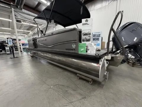More photos of 2025 PREMIER SUNSATION 230 RF 150HP BUNK TRAILER at McLaughlin's RV and Marine, ND