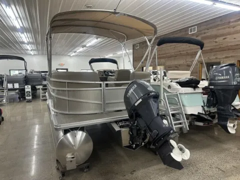 More photos of 2026 SUNCHASER VISTA 18 LR 50HP BUNK TRAILER at McLaughlin's RV and Marine, ND