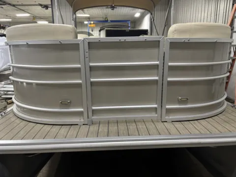 Another view of 2018 SYLVAN MIRAGE 820 CRUISE 50HP LEGS BUNK TRAILER MIRAGE 820 CRUISE 50HP SEA LEGS for sale in Fargo, ND at McLaughlin's RV and Marine - Fargo