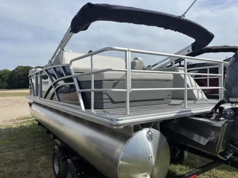 Another view of 2026 SYLVAN MIRAGE 8522 CLZ DH 150HP BUNK TRAILER for sale in Fargo, ND at McLaughlin's RV and Marine