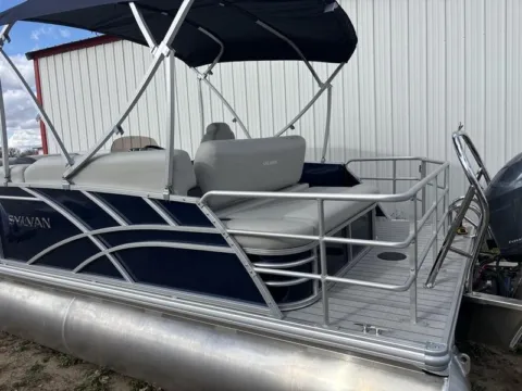 More photos of 2026 SYLVAN MIRAGE 822 CLZ 115HP BUNK TRAILER at McLaughlin's RV and Marine, ND