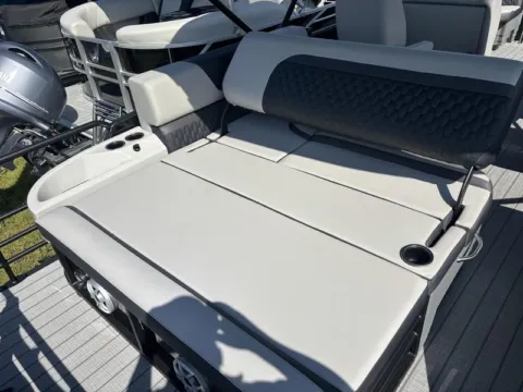 Photos of 2026 SYLVAN L-SERIES L-3 CLZ DH 150HP BUNK TRAILER for sale in Fargo, ND at McLaughlin's RV and Marine