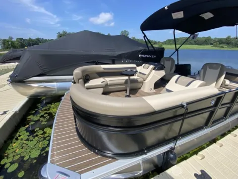 More photos of 2026 PREMIER SUNSCAPE 200 RL 90HP BUNK TRAILER DEMO at McLaughlin's RV and Marine, ND