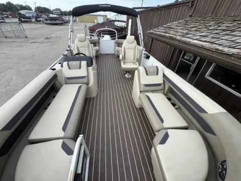 Photos of 2026 PREMIER SUNSCAPE 220 RF 115HP BUNK TRAILER for sale in Fargo, ND at McLaughlin's RV and Marine