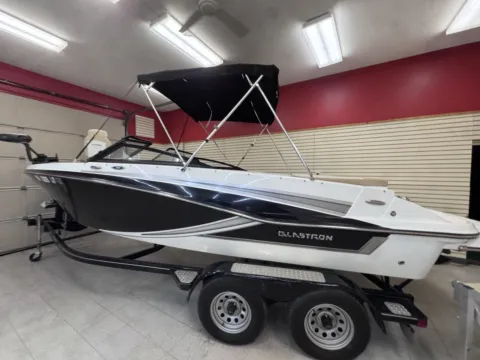 More photos of 2020 GLASTRON GTSF 205 4.5L at McLaughlin's RV and Marine - Fargo, ND