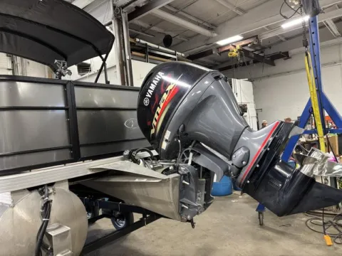 More photos of 2022 VERANDA VERANDA VF22F2 115HP LEGS BUNK TRAILER at McLaughlin's RV and Marine, ND