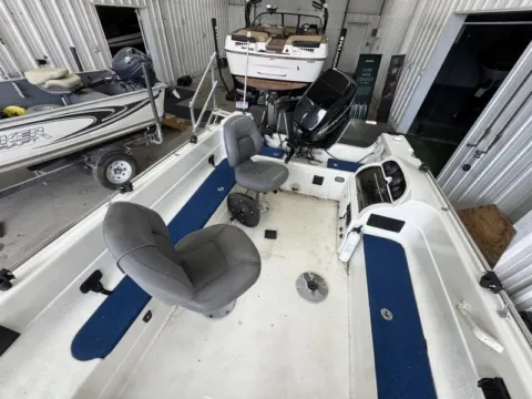 Photos of 2006 YARCRAFT 1785BT 75HP for sale in Fargo, ND at McLaughlin's RV and Marine