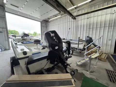 More photos of 2006 YARCRAFT 1785BT 75HP at McLaughlin's RV and Marine, ND