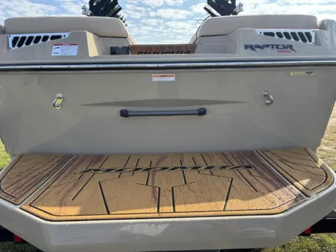 More photos of 2026 MOOMBA MOJO at McLaughlin's RV and Marine, ND