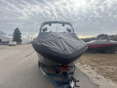 More photos of 2026 MASTERCRAFT XT23 at McLaughlin's RV and Marine, ND