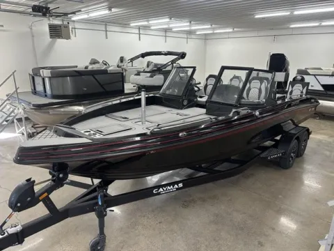 More photos of 2026 CAYMAS DV 22 400XL VERADO at McLaughlin's RV and Marine, ND