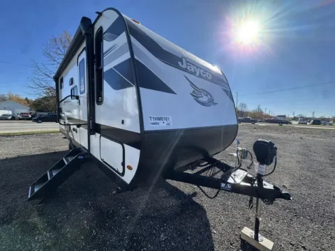 More photos of 2026 Jayco JAY FEATHER 19MBS AIR at McLaughlin's RV and Marine - Fargo, ND