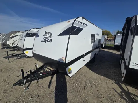 More photos of 2026 JAYCO JAY FEATHER 17BHSL AIR at McLaughlin's RV and Marine, ND