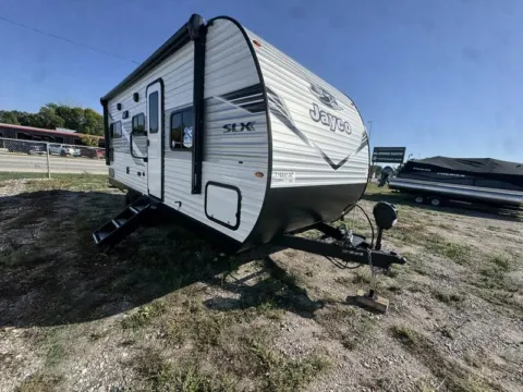 More photos of 2026 JAYCO JAY FLIGHT SLX 200MKS at McLaughlin's RV and Marine, ND
