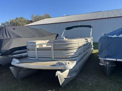 Unknown 2002 GODFREY SANPAN SP2500RS 90HP for sale in Fargo, ND