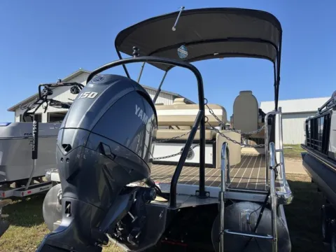 More photos of 2025 PREMIER SUNSATION 230 RL 150HP LEGS BUNK TRAILER at McLaughlin's RV and Marine, ND