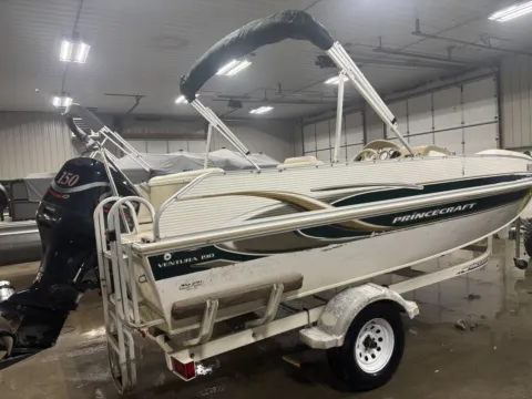 Photos of 2000 PRINCECRAFT VENTURA 190 for sale in Fargo, ND at McLaughlin's RV and Marine - Fargo