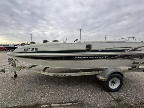 Unknown 2000 PRINCECRAFT VENTURA 190 for sale in Fargo, ND
