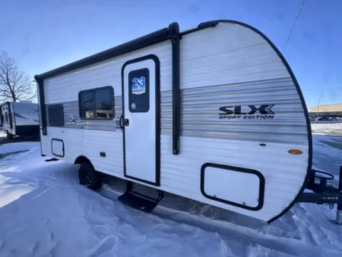 Photos of 2026 JAYCO JAY FLIGHT SLX 172DB for sale in Fargo, ND at McLaughlin's RV and Marine - Fargo