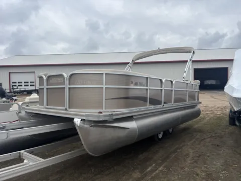 Photos of 2015 WEERES ECLIPSE 220 115HP SEA LEGS BUNK TRAILER ECLIPSE 220 115HP SEA LEGS for sale in Fargo, ND at McLaughlin's RV and Marine - Fargo