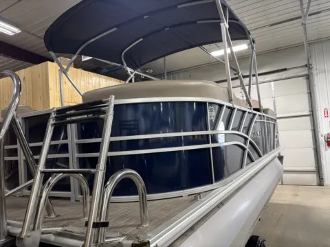 More photos of 2024 SYLVAN MIRAGE 822 LZ 115HP LEGS BUNK TRAILER at McLaughlin's RV and Marine - Fargo, ND