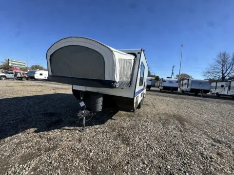 More photos of 2018 JAYCO JAY FEATHER X19H at McLaughlin's RV and Marine - Fargo, ND
