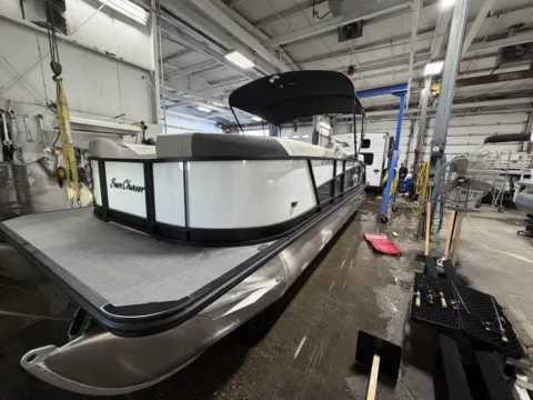 More photos of 2026 SUNCHASER ECLIPSE 25 LR DH TRIPLE 250HP BUNK TRAILER at McLaughlin's RV and Marine - Fargo, ND