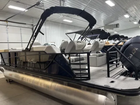 More photos of 2026 SUNCHASER ECLIPSE 23 LR DH 150HP BUNK TRAILER at McLaughlin's RV and Marine - Fargo, ND
