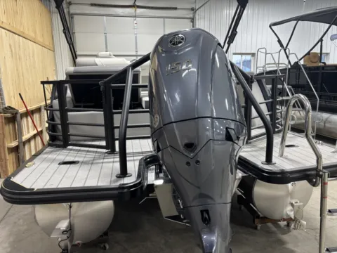 More photos of 2026 SUNCHASER ECLIPSE 23 SB DH 150HP BUNK TRAILER at McLaughlin's RV and Marine - Fargo, ND