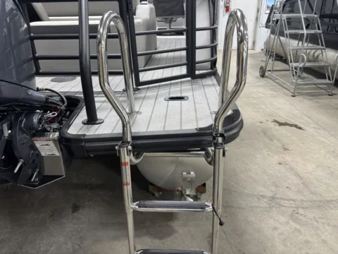 More photos of 2026 SUNCHASER ECLIPSE 23 SB DH 150HP BUNK TRAILER at McLaughlin's RV and Marine - Fargo, ND