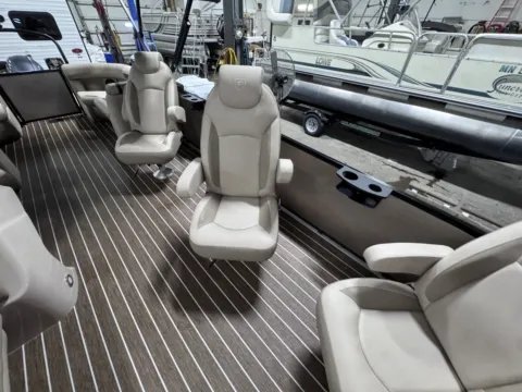 More photos of 2026 PREMIER SUNSCAPE 220 RF 115HP BUNK TRAILER at McLaughlin's RV and Marine - Fargo, ND