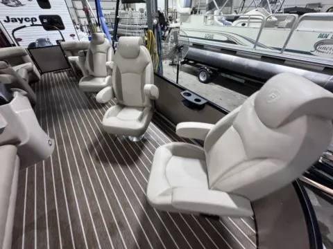 More photos of 2026 PREMIER SUNSCAPE 220 RF 115HP BUNK TRAILER at McLaughlin's RV and Marine - Fargo, ND