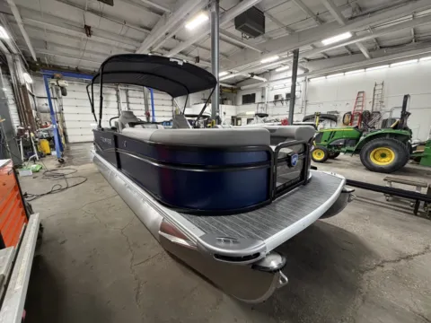 Another view of 2026 PREMIER SUNSCAPE 220 RF 115HP BUNK TRAILER for sale in Fargo, ND at McLaughlin's RV and Marine - Fargo